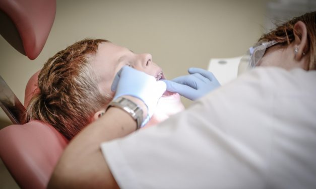 Bonne dentition et implants dentaires