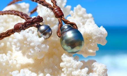 L’élégance de la perle de Tahiti en pendentif par le bijoutier Kalinas Perles