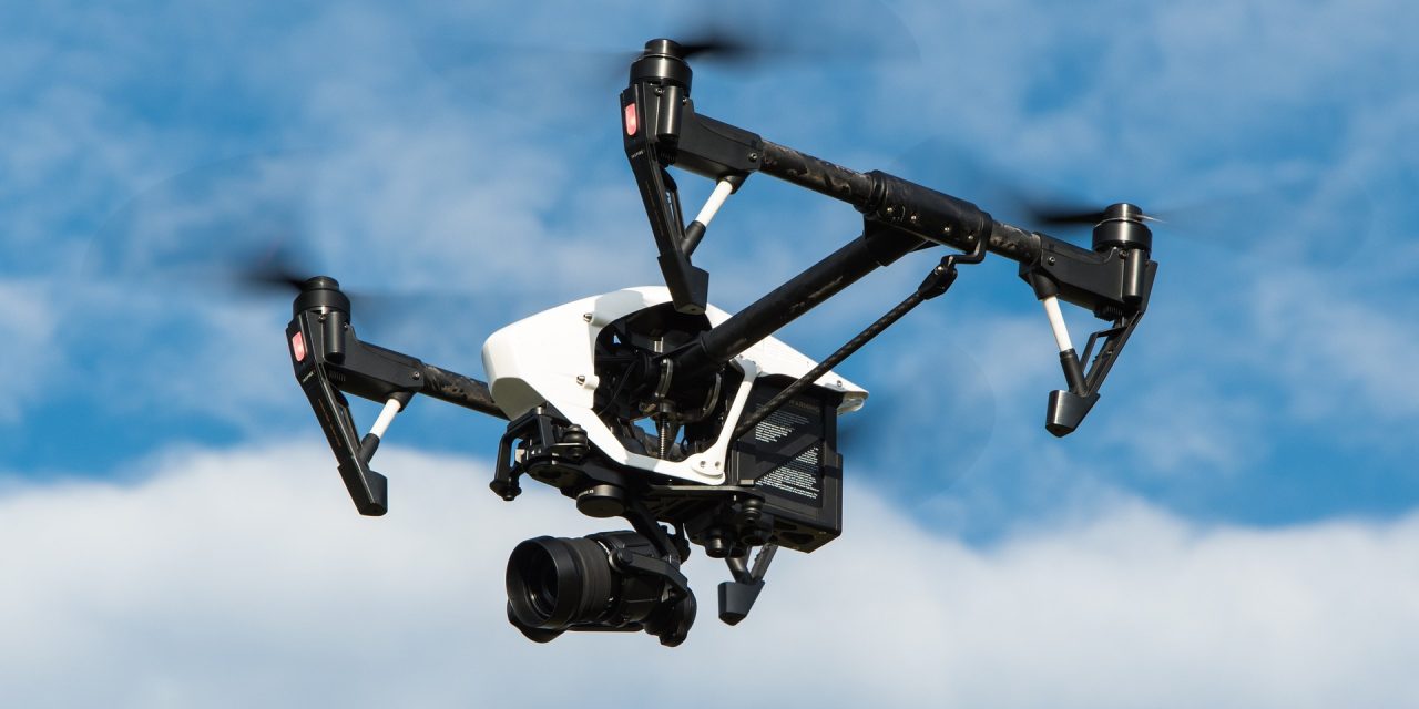 Pourquoi faire appel à un pilote de drone pour réaliser sa pub ?